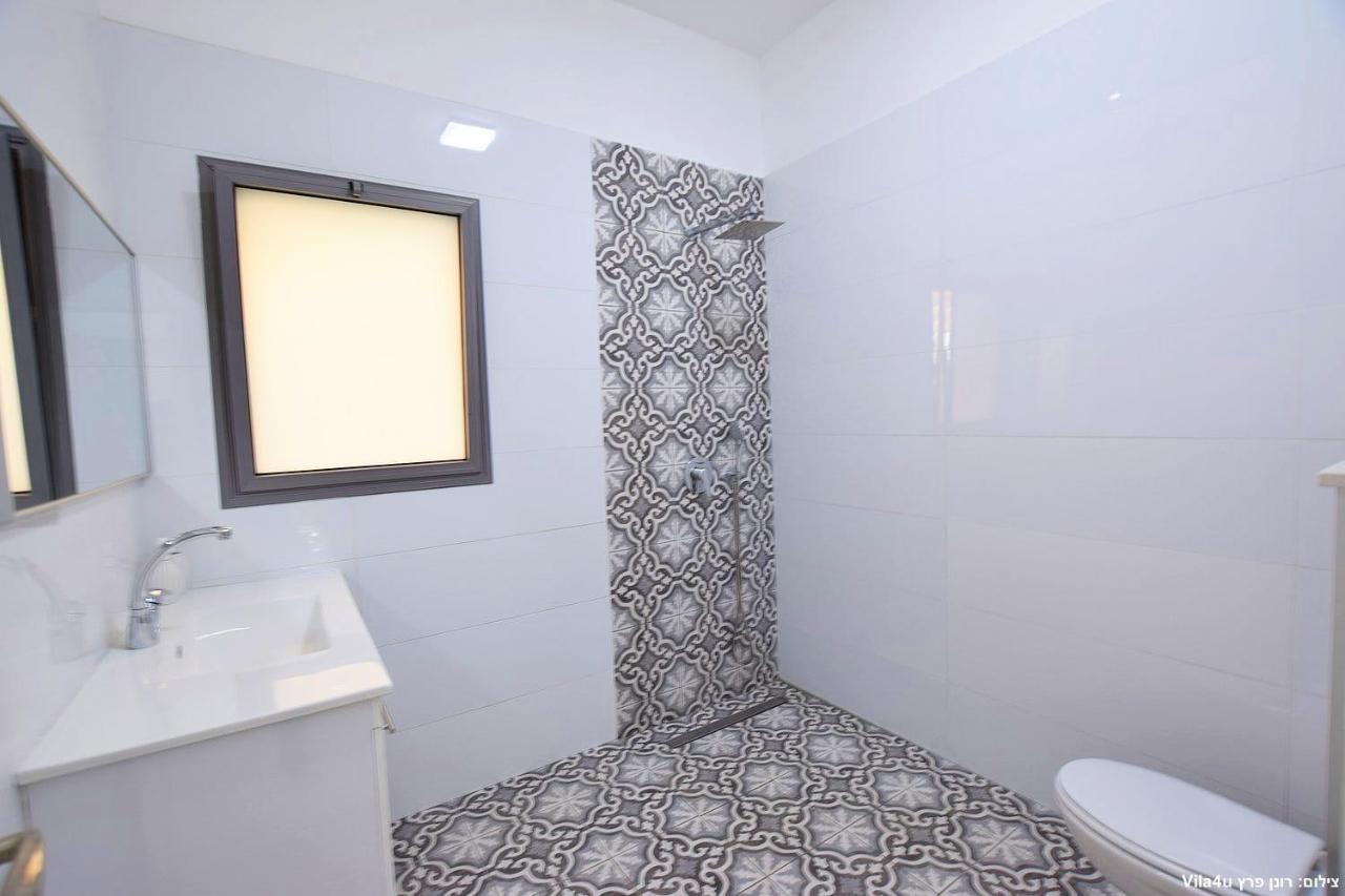 אמה וילה ריזורט Villa Hadera Exterior photo